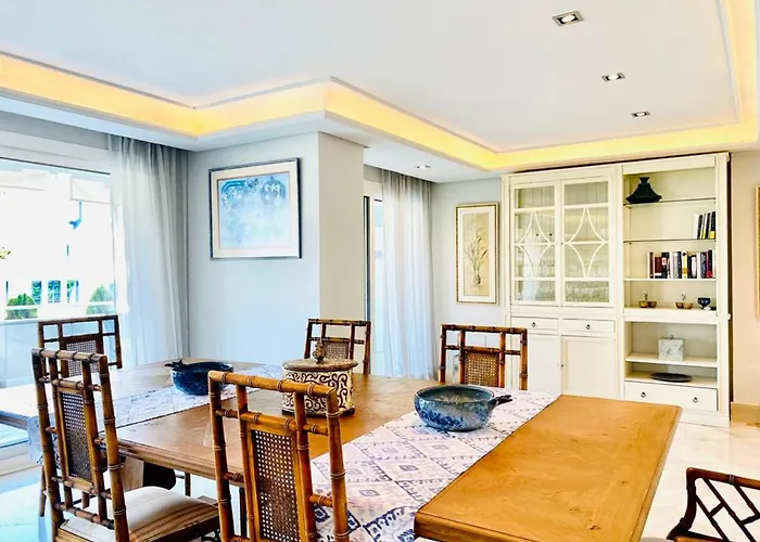Daire Superior 3 Bedroom Center Close To