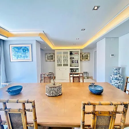 公寓 Superior 3 Bedroom Center Close To