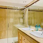 Апартаменты Superior 3 Bedroom Center Close To Марбелья