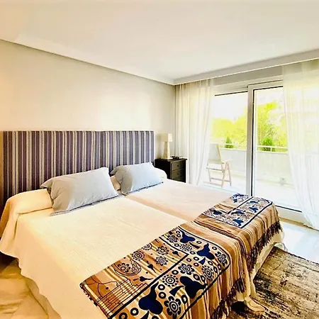 Апартаменты Superior 3 Bedroom Center Close To